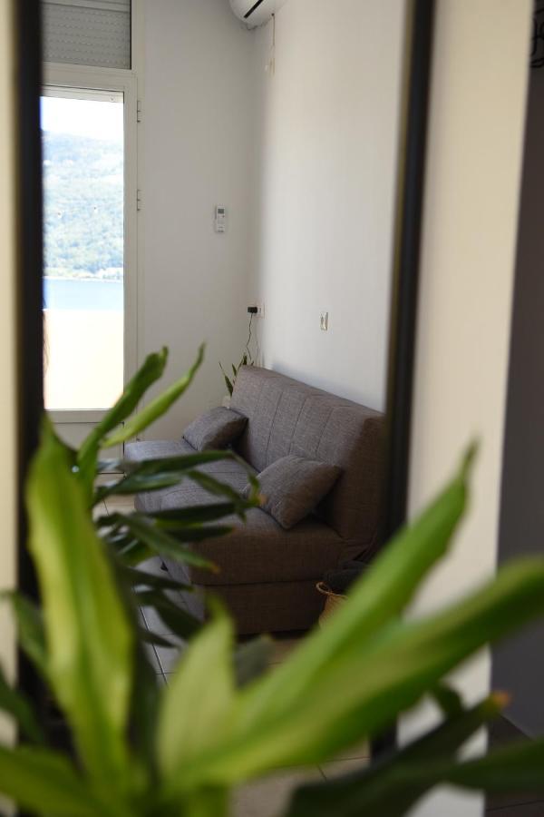 Plateia Sea View Loft Lägenhet Samos Town Exteriör bild